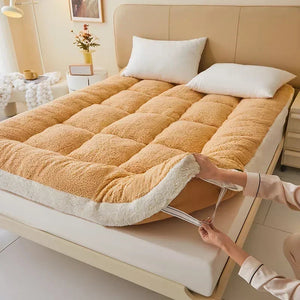 Thicken Winter Warm Lamb Cashmere Mattress High Quality Household Soft Pad Tatami Floor Mat Student Dormitory Single Mattresses NEWFURNITURELOOKS