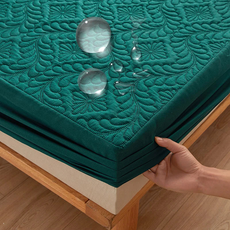 Waterproof Quilted Mattress Protector Breathable Mattress Cover Anti-mite Anti-bacterial Fitted Bed Sheet No Pillowcase NEWFURNITURELOOKS