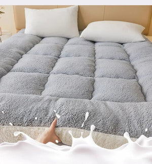 Thicken Winter Warm Lamb Cashmere Mattress High Quality Household Soft Pad Tatami Floor Mat Student Dormitory Single Mattresses NEWFURNITURELOOKS