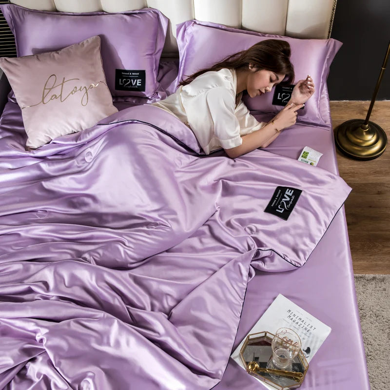 Summer Mulberry Silk Comforter Duvet Insert Luxury Natural Silk Blanket Satin Bedding Quilt Queen Single Double Twin Size Bed NEWFURNITURELOOKS
