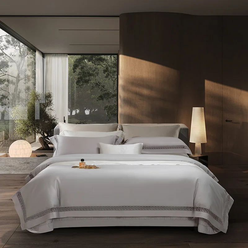 4Pcs Luxury 1000TC Egyptian Cotton White Hotel Style Bedding Set Hollow Wide Edge Duvet Cover Bed Sheet Fitted Sheet Pillowcases NEWFURNITURELOOKS