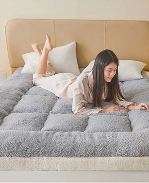 Thicken Winter Warm Lamb Cashmere Mattress High Quality Household Soft Pad Tatami Floor Mat Student Dormitory Single Mattresses NEWFURNITURELOOKS